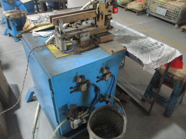 突合せ溶接機